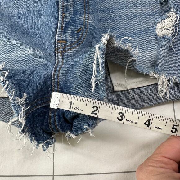 Abercrombie & Fitch Shorts Womens 26 Blue Mom High Rise Distressed Denim Cut Off - Picture 10 of 11